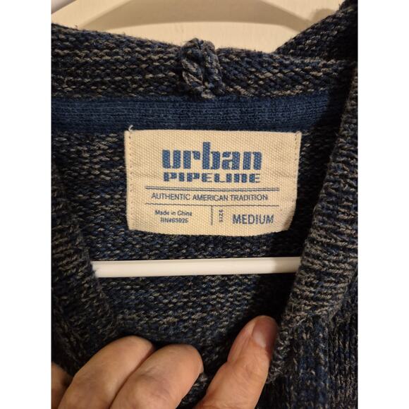 Urban Pipeline Striped Hoodie Size Medium - Picture 2 of 6